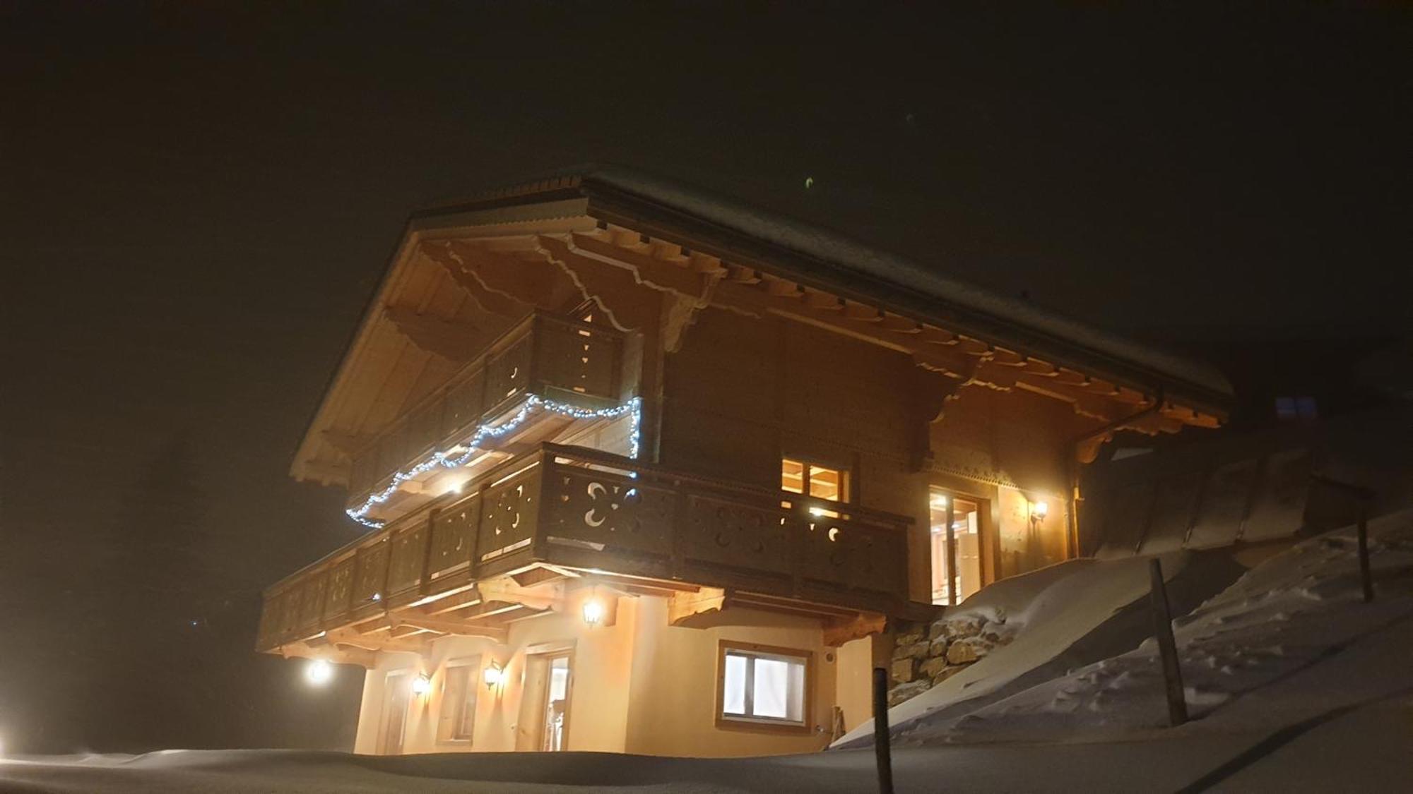 Winterfell Villa Лезен Екстериор снимка
